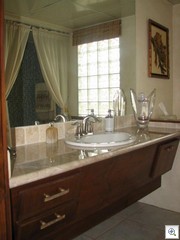 Hall bath 1