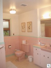 Susan's pink bathroom