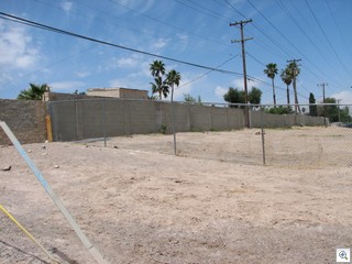 Graffitti removal is a top priority for Jack LeVine of  Very Vintage Vegas  dot com