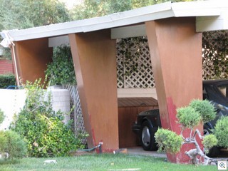 Trapezoidal Carport Columns In The Mid Century Modern Homes of Las Vegas